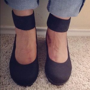 Dansko Lulu Ankle Strap Wedge